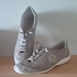 Remonte Liv 45 Blue Ice Leather Lip on Sneaker